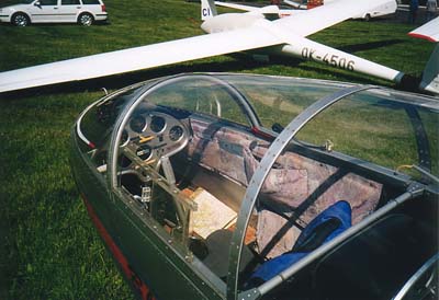 blanik_cockpit